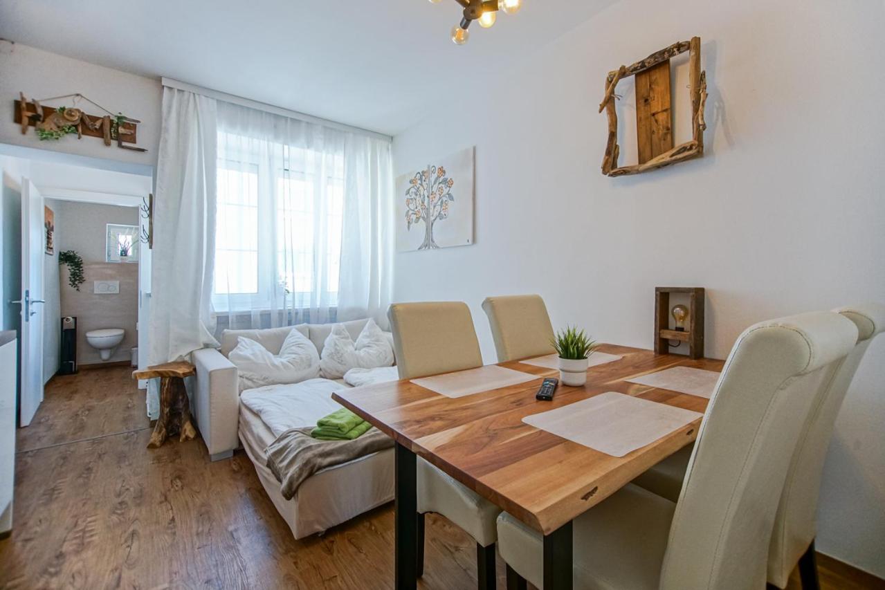 Auszeit Steiraland 7 Mit Ueberdachten Balkon Und Parkplatz Leoben  Eksteriør bilde