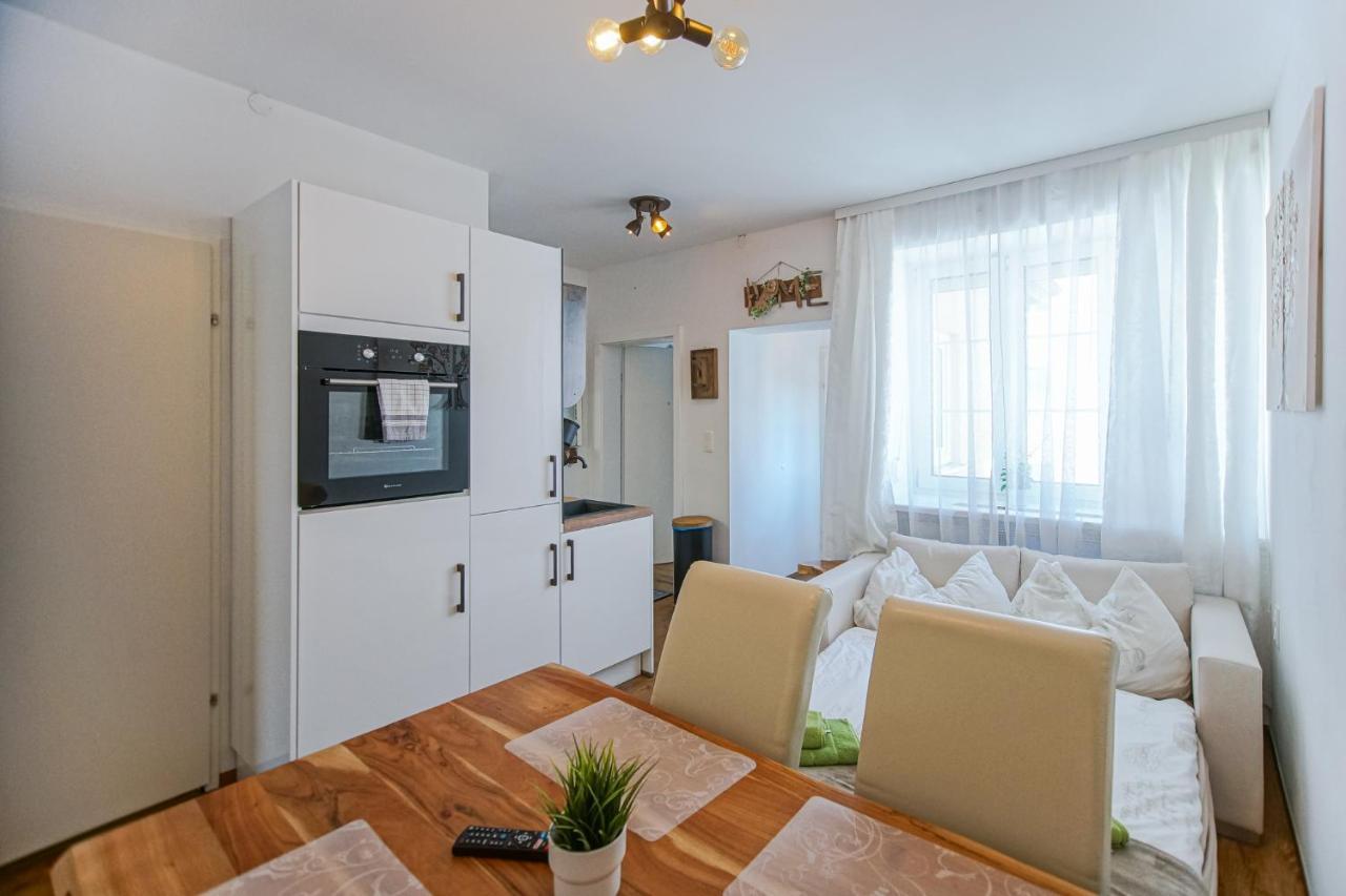 Auszeit Steiraland 7 Mit Ueberdachten Balkon Und Parkplatz Leoben  Eksteriør bilde