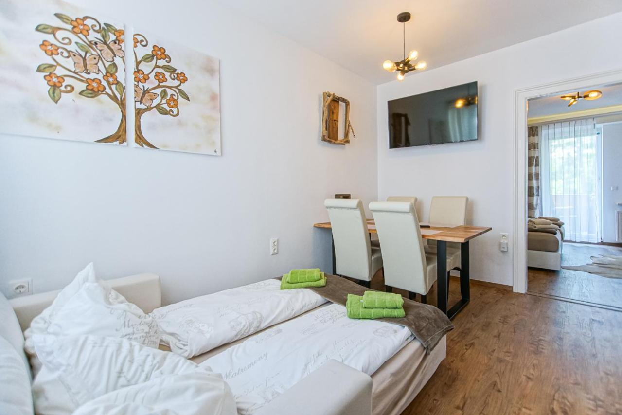 Auszeit Steiraland 7 Mit Ueberdachten Balkon Und Parkplatz Leoben  Eksteriør bilde