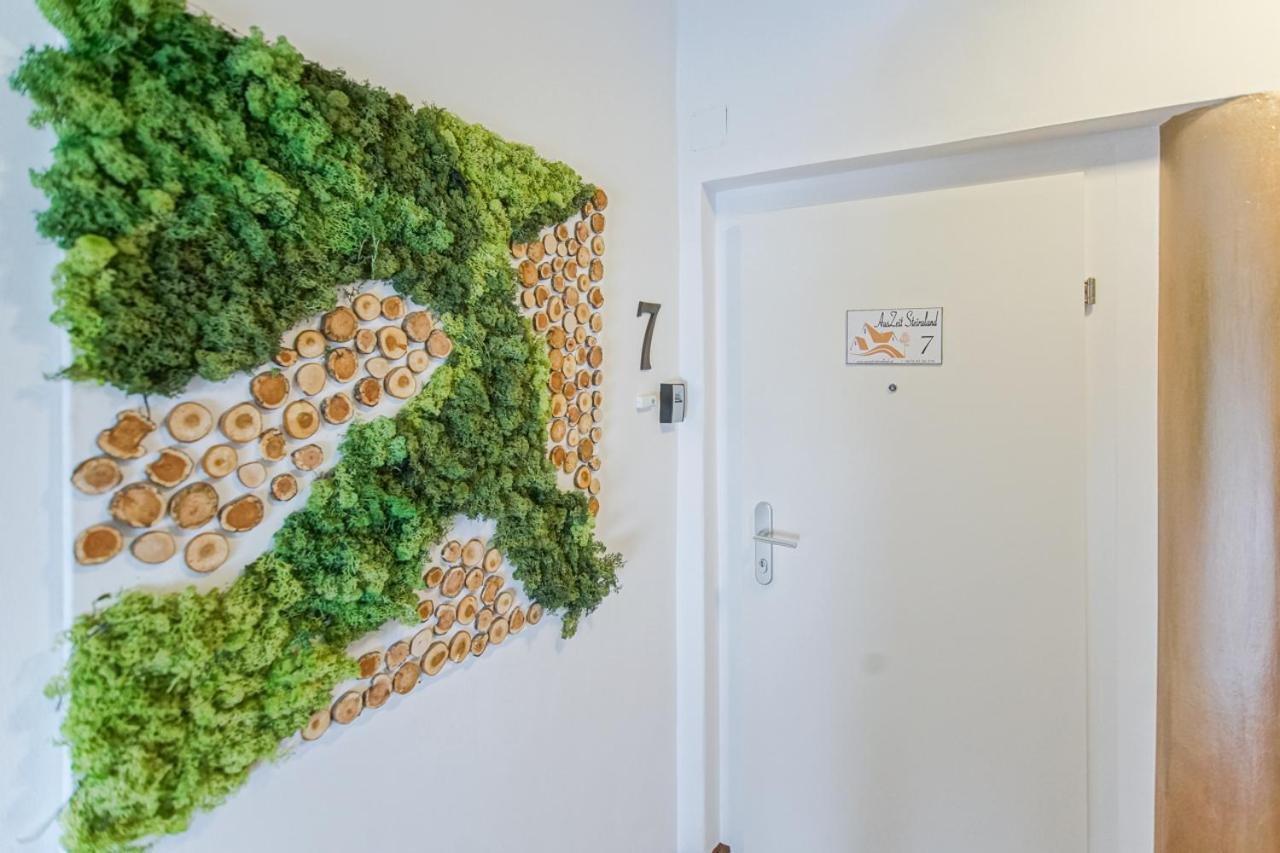 Auszeit Steiraland 7 Mit Ueberdachten Balkon Und Parkplatz Leoben  Eksteriør bilde
